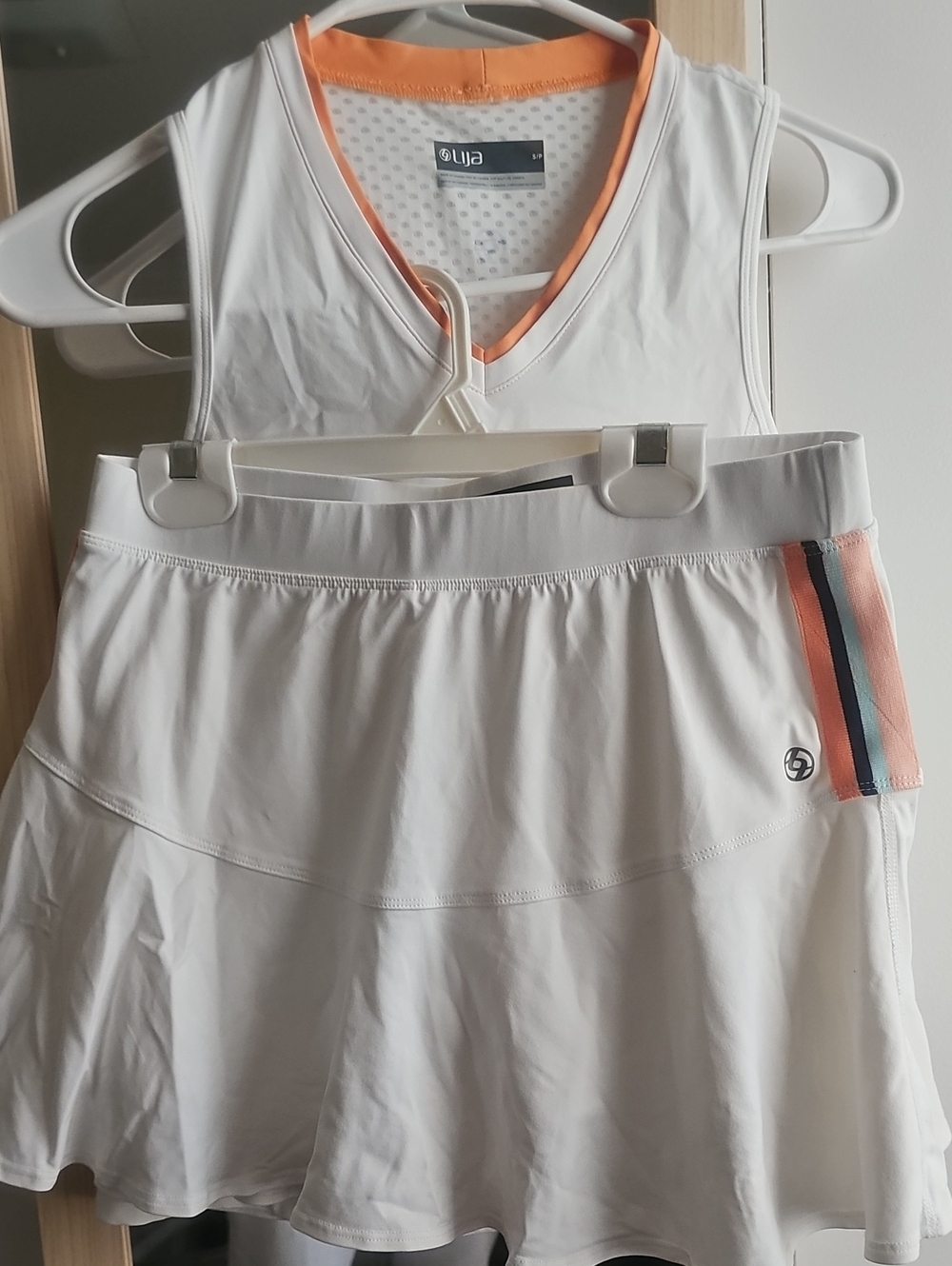 Lija TENNIS set. Like New
